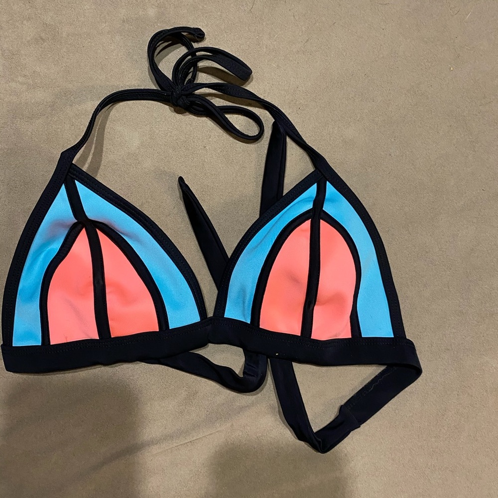 Bathing suit top
